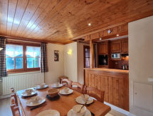 Alpina Lodge: Ruim appartement aan de piste in Les Deux Alpes - thumbnail 2