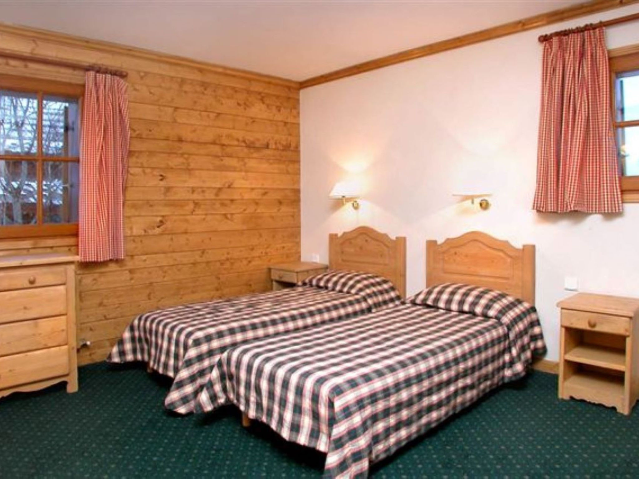 Photo of Alpina Lodge