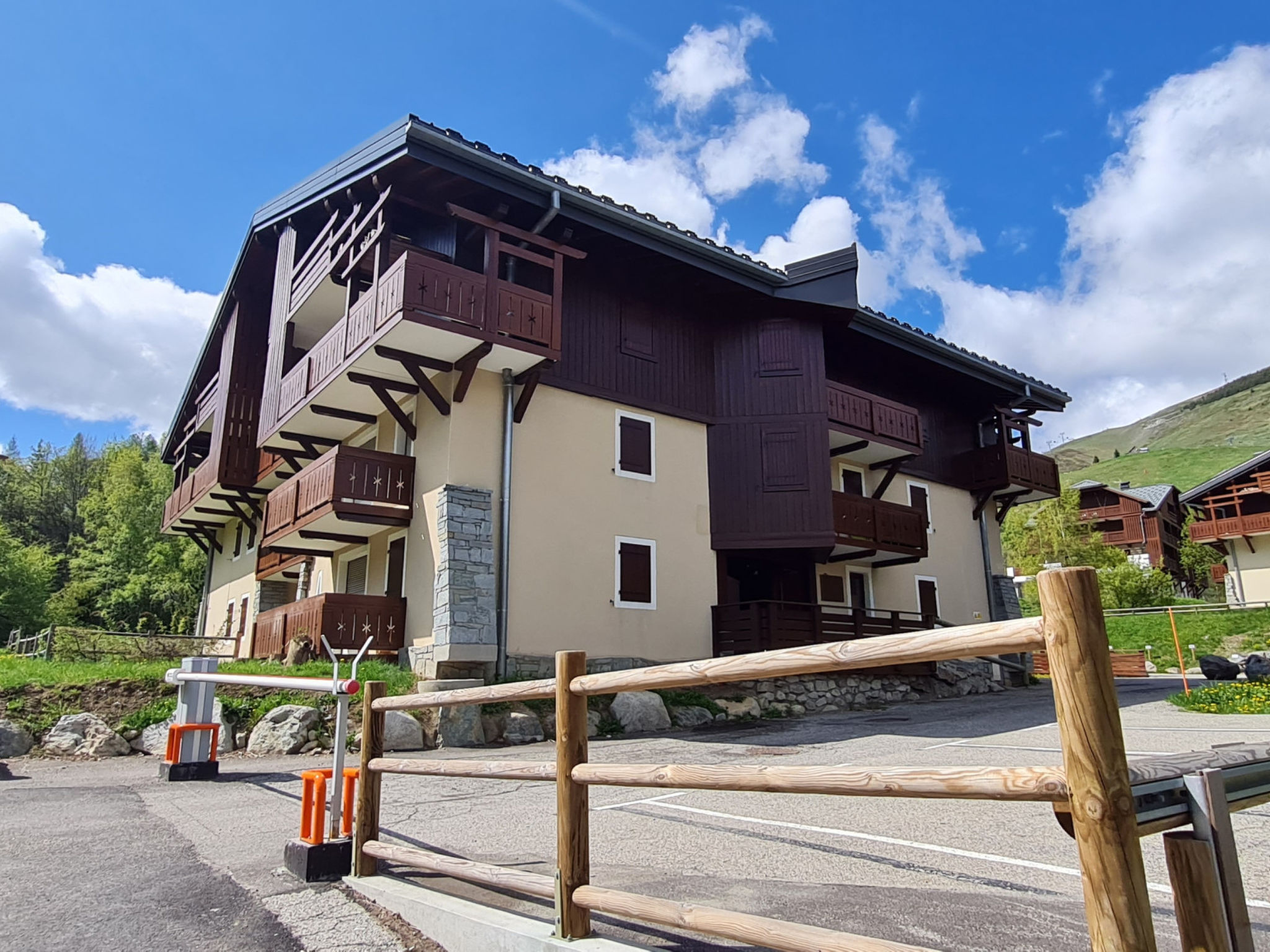 Chalets d'Or D-Outside