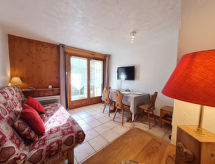 Knusse studio voor 4 aan de piste in Les Deux Alpes - thumbnail 3