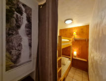 Knusse studio voor 4 aan de piste in Les Deux Alpes - thumbnail 6
