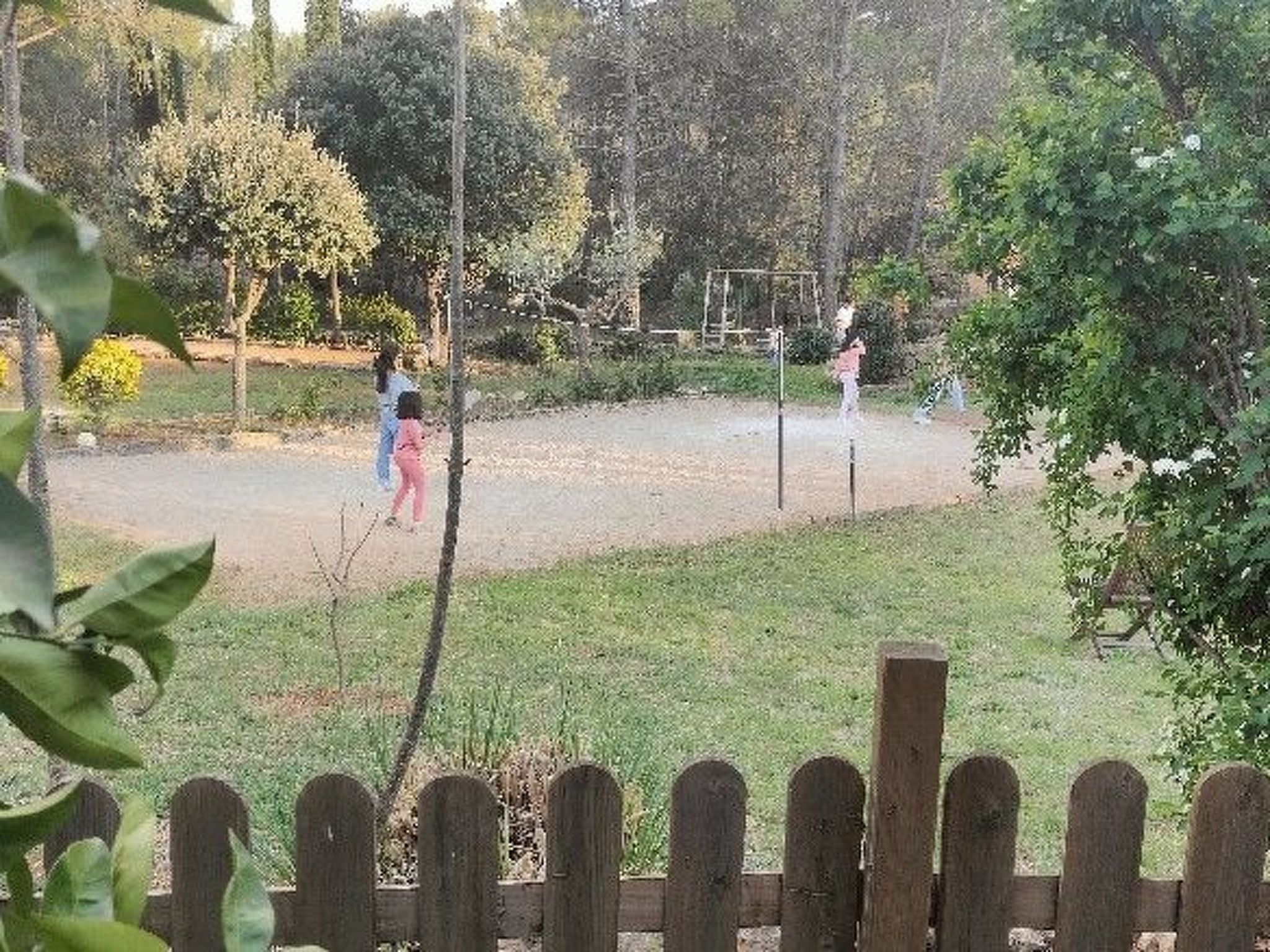 "La CIgale" mit Schwimmbad-Dedans