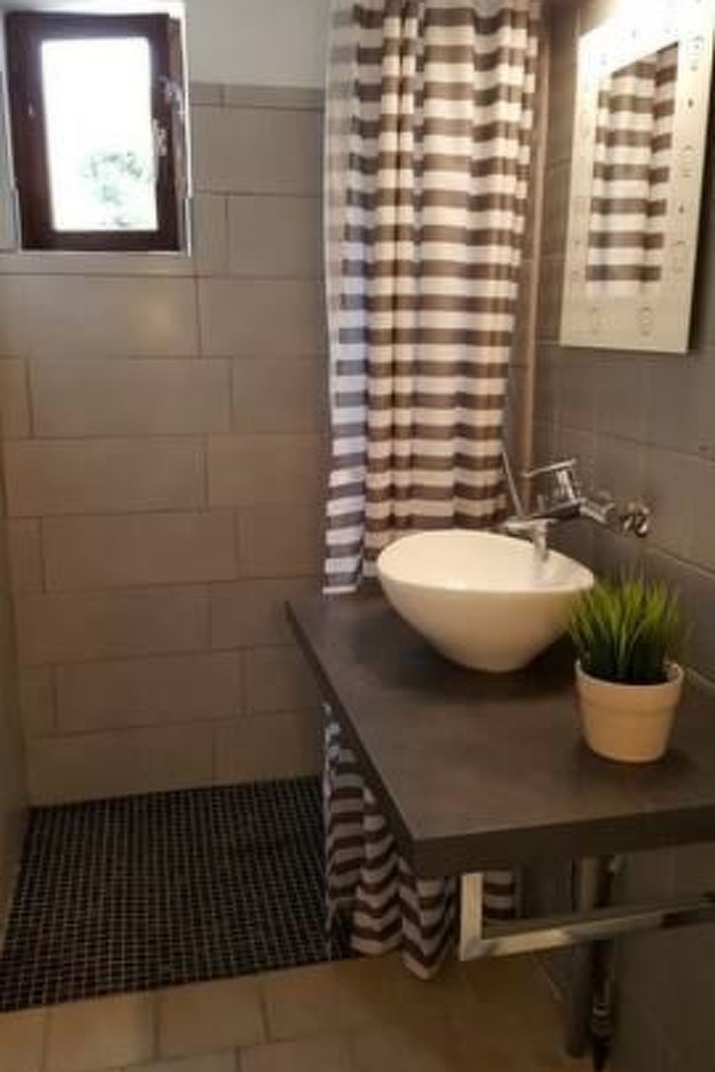 "La Cigale" mit Schwimmbad-Dedans