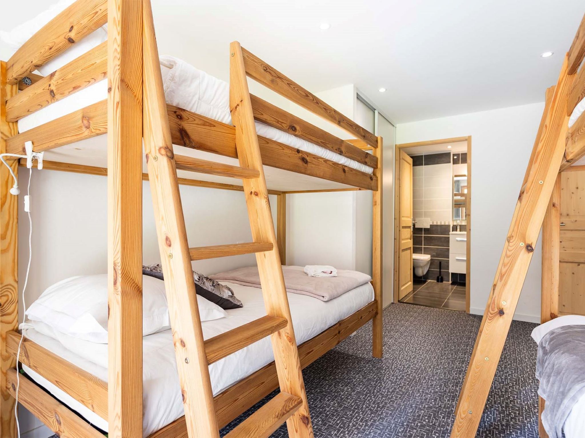 Chalets Les Amis-Drinnen