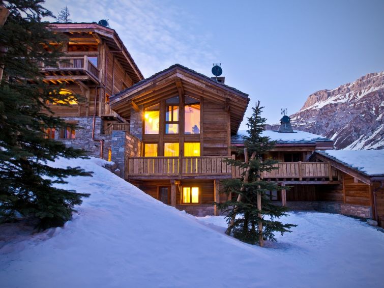 Op 900 m van de piste: Ruim chalet met verwarmd zwembad in Peisey-Nancroix in Peisey-Nancroix