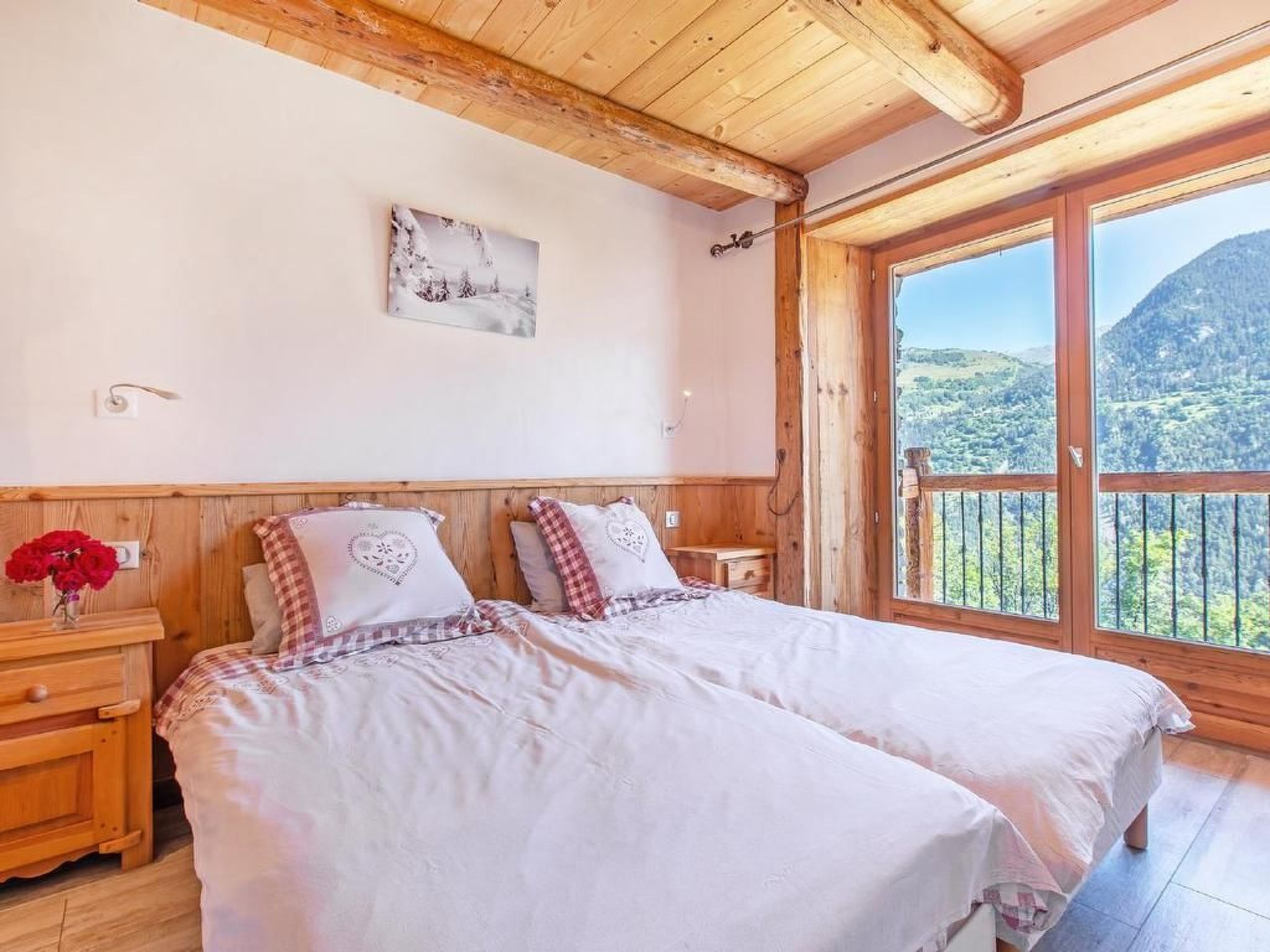 Chalet Farmhouse - Inside