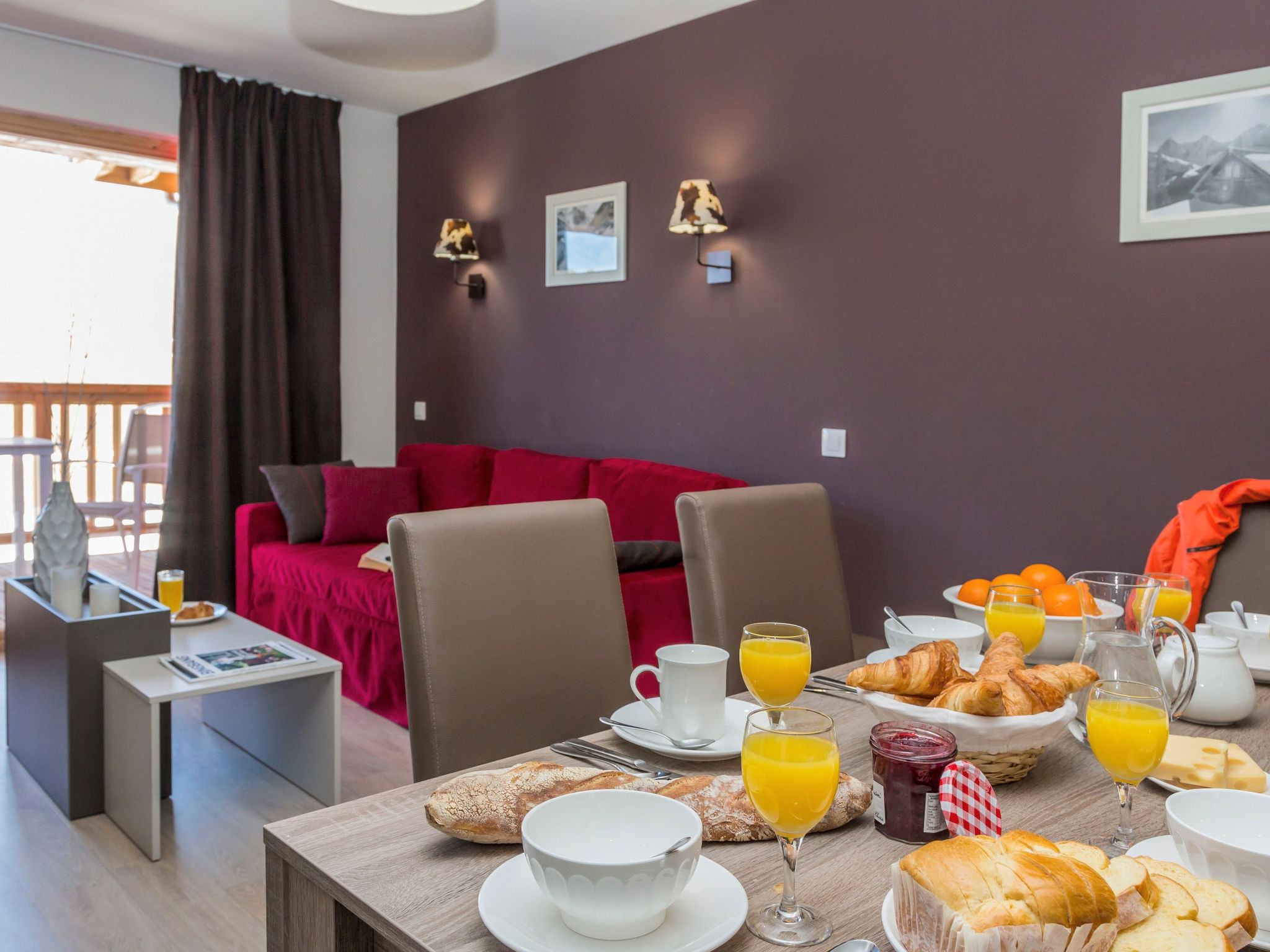 Kitchen / Dining Room