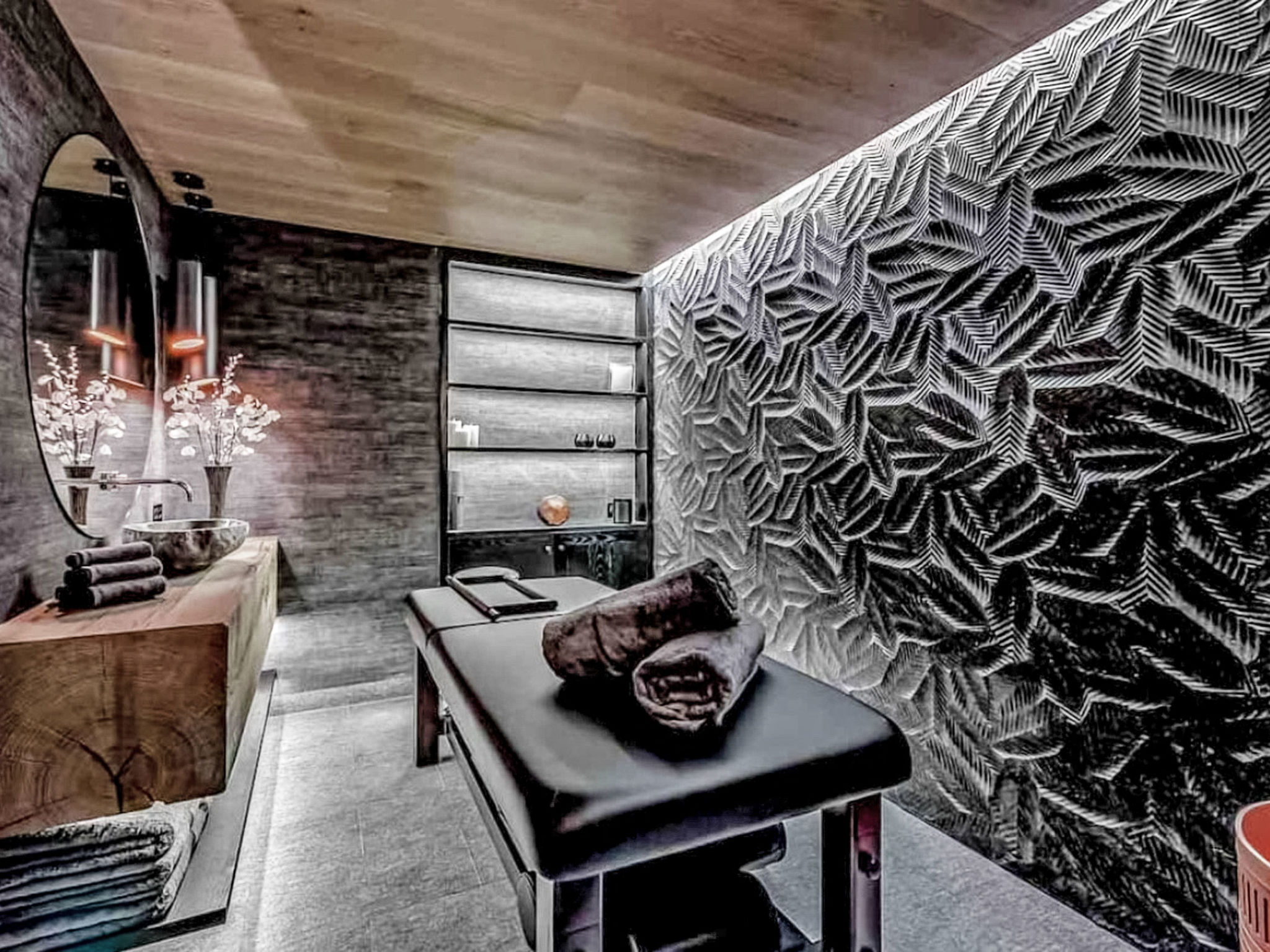 Photo of 7BR Ski-in Ski-out Chalet