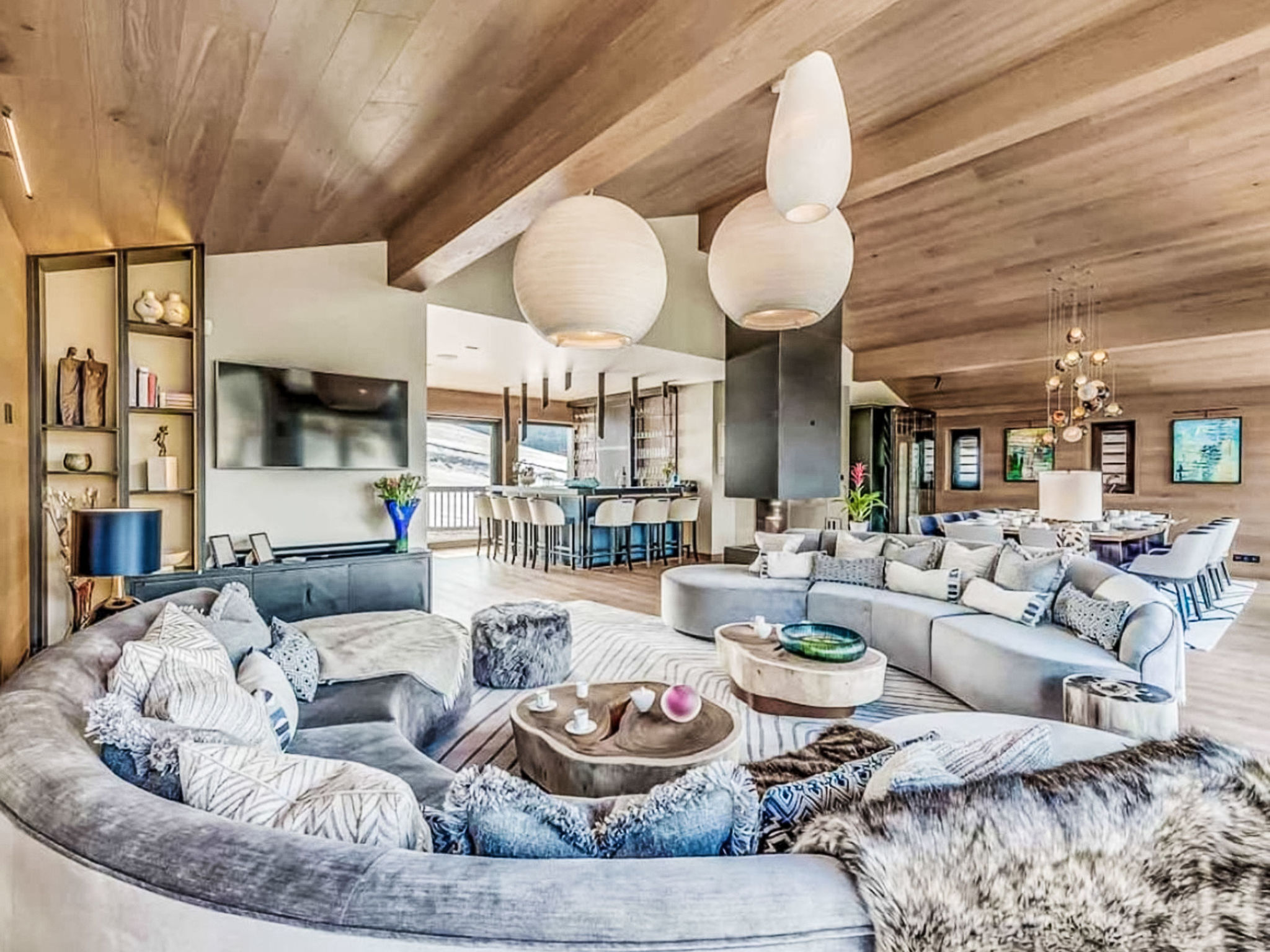Photo of 7BR Ski-in Ski-out Chalet