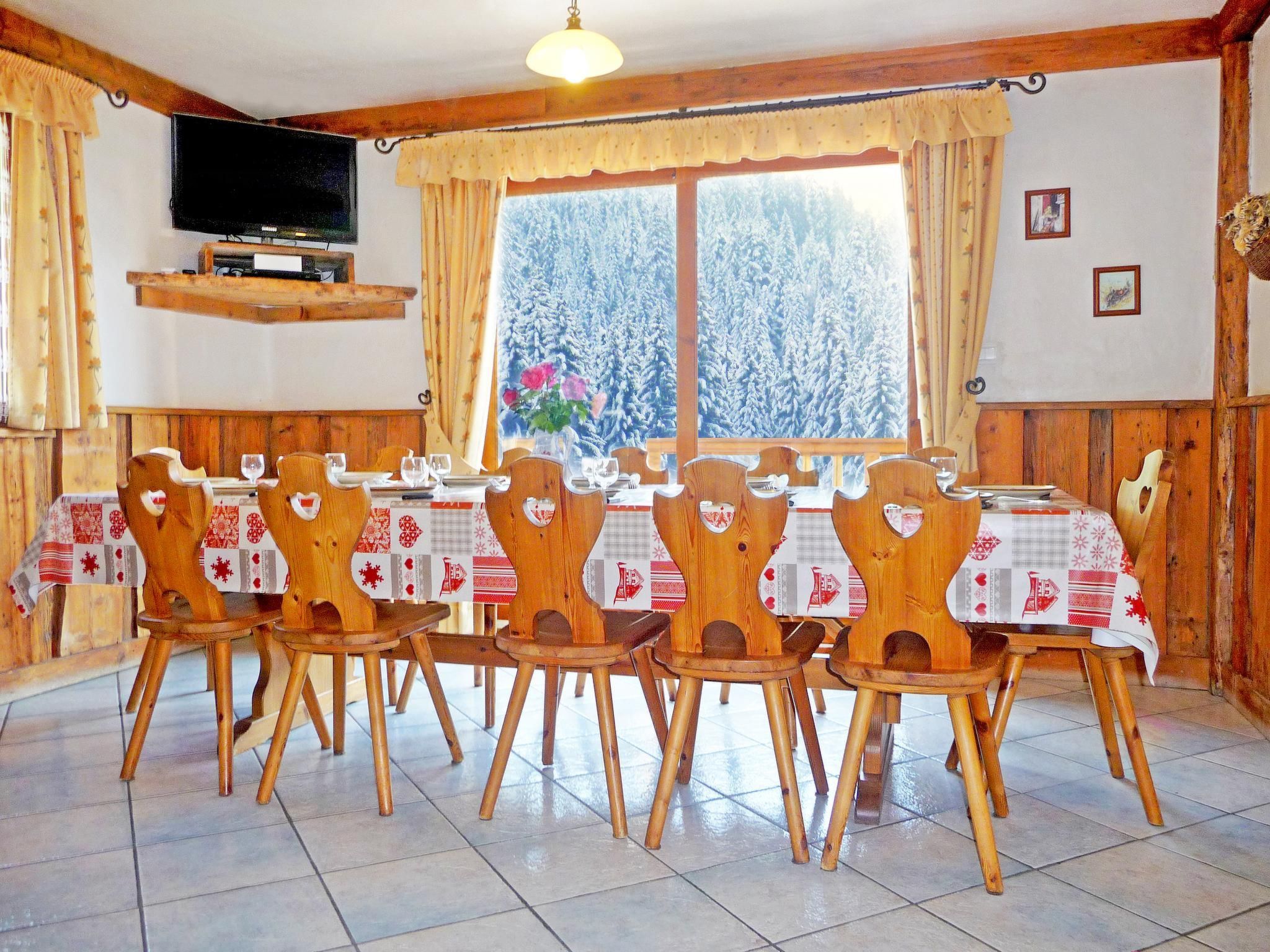 Chalet de la Cote - Inside