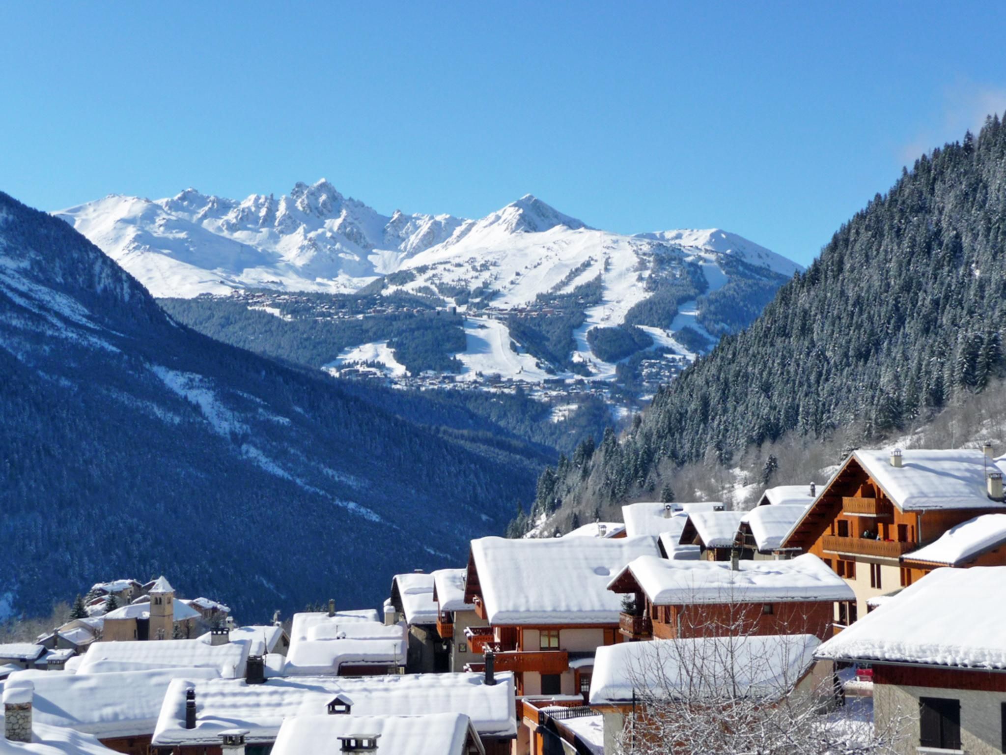 Chalet de la Cote - Outside