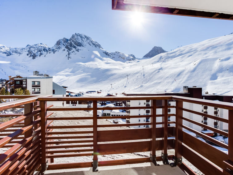 Photo of Le Curling B in Tignes - France