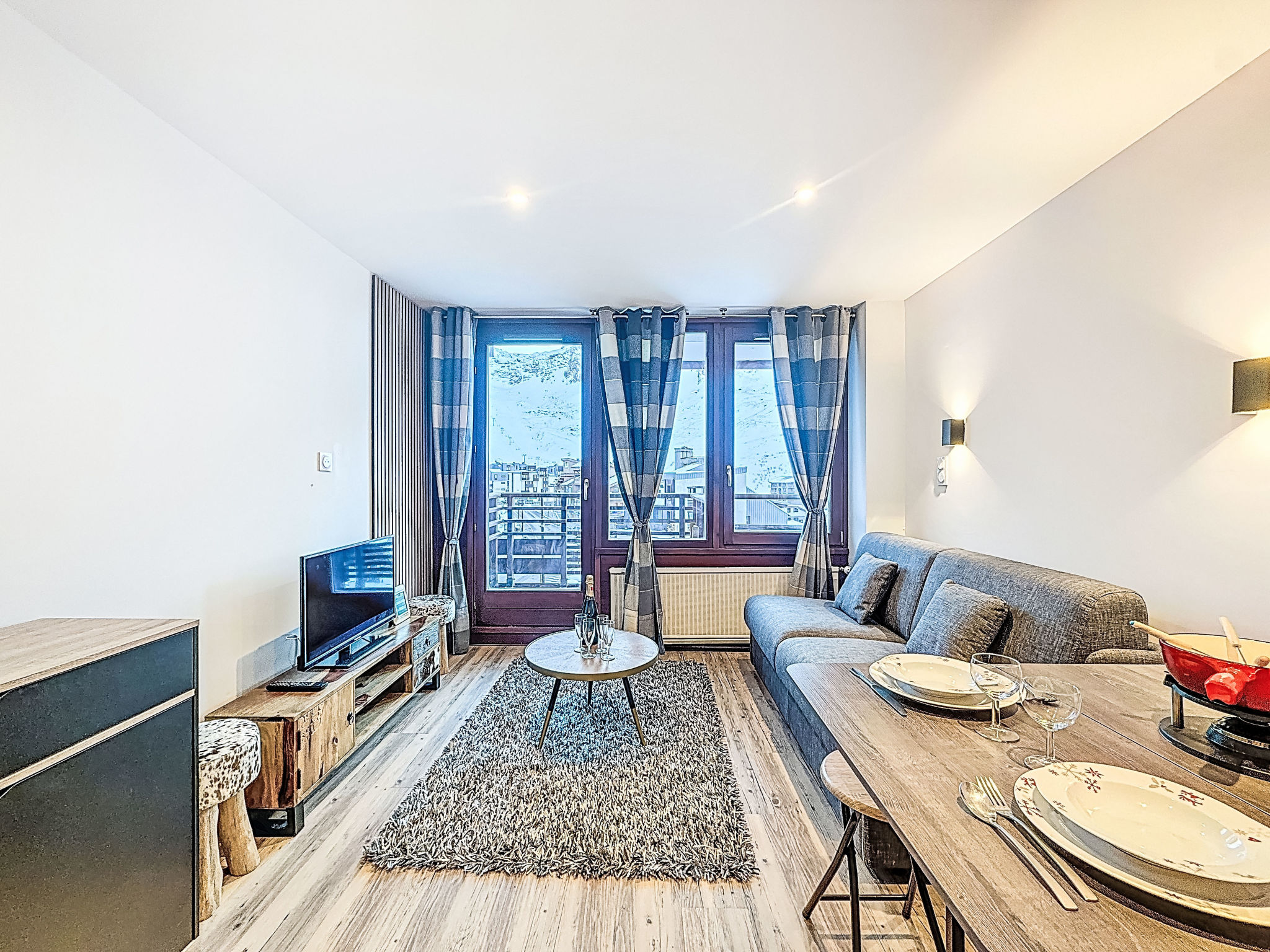 Le Curling B (Val Claret)-Binnen