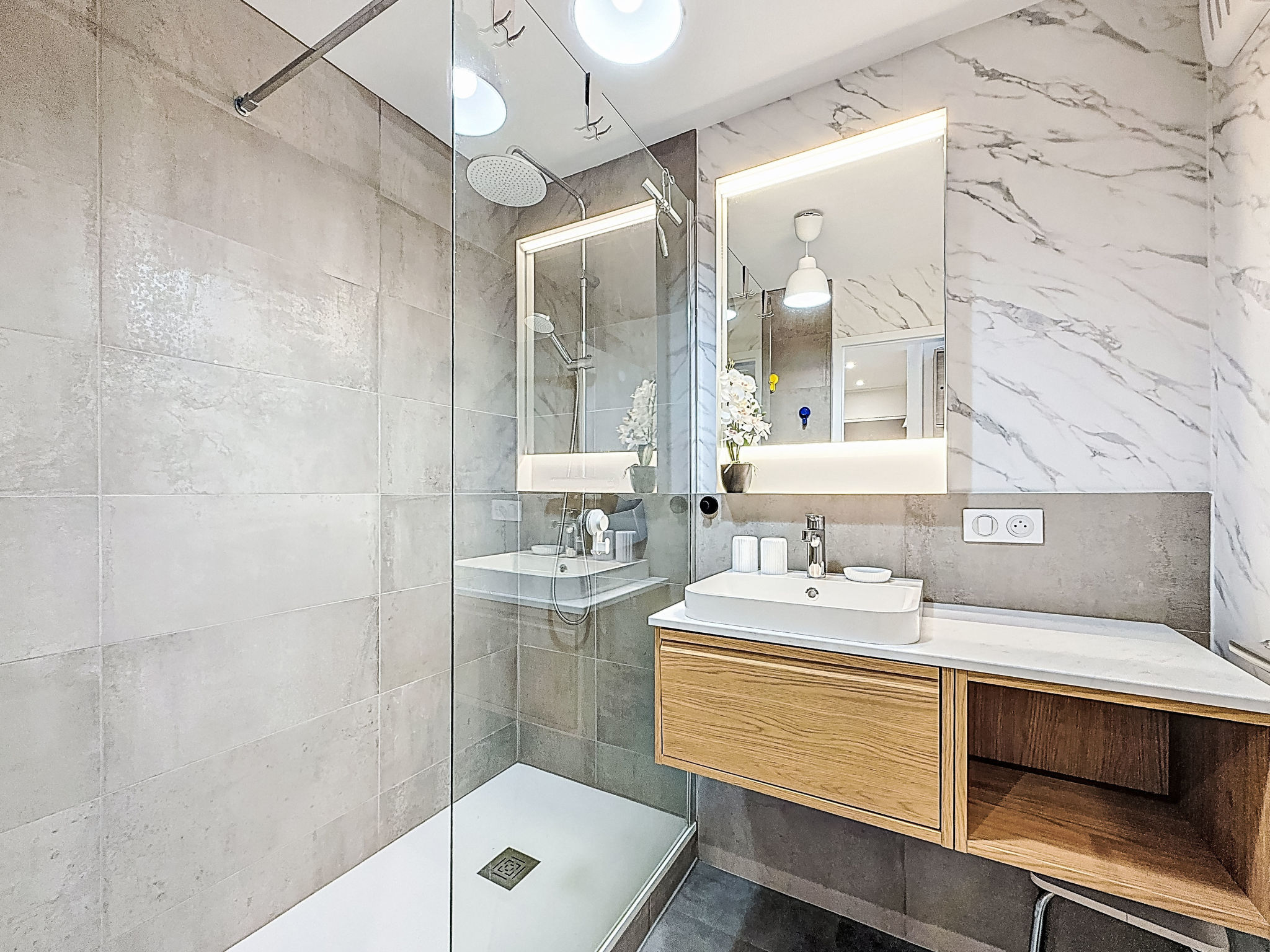 Le Curling B (Val Claret)-Binnen