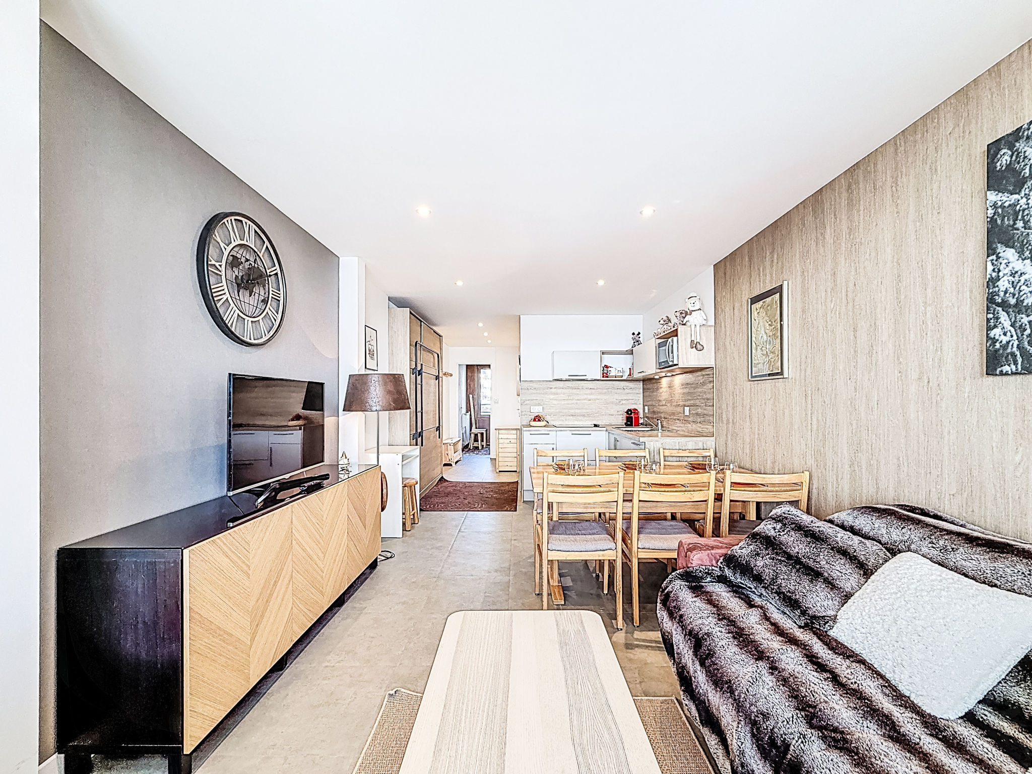 Le Curling B (Val Claret)-Binnen