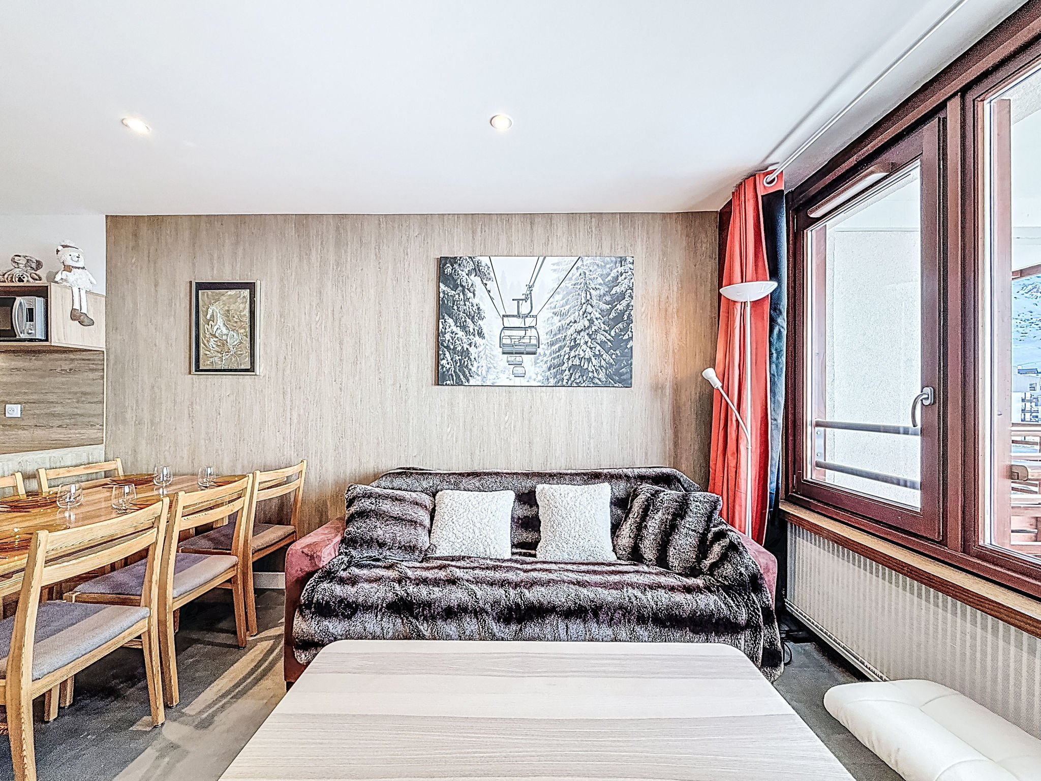 Le Curling B (Val Claret)-Binnen