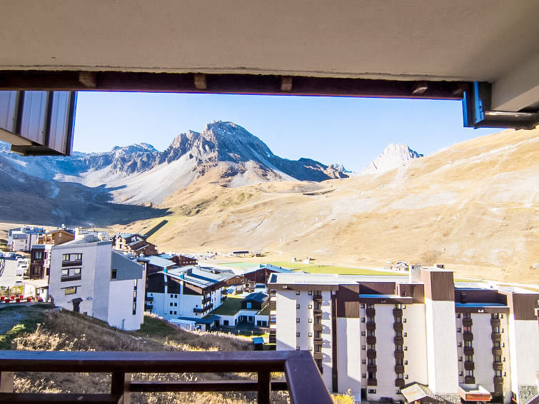 Photo of Le Curling B in Tignes - France