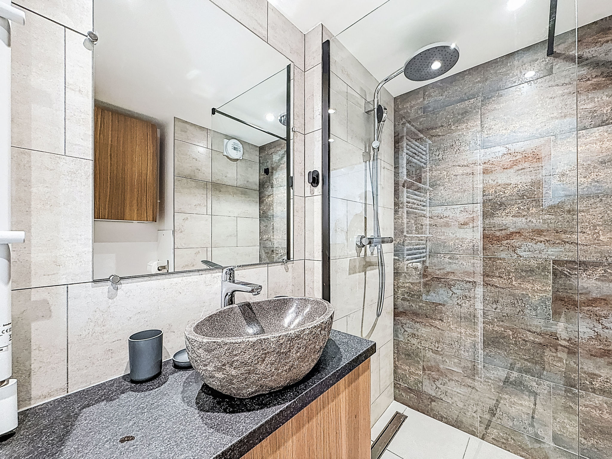 Les Genepis (Val Claret)-Binnen