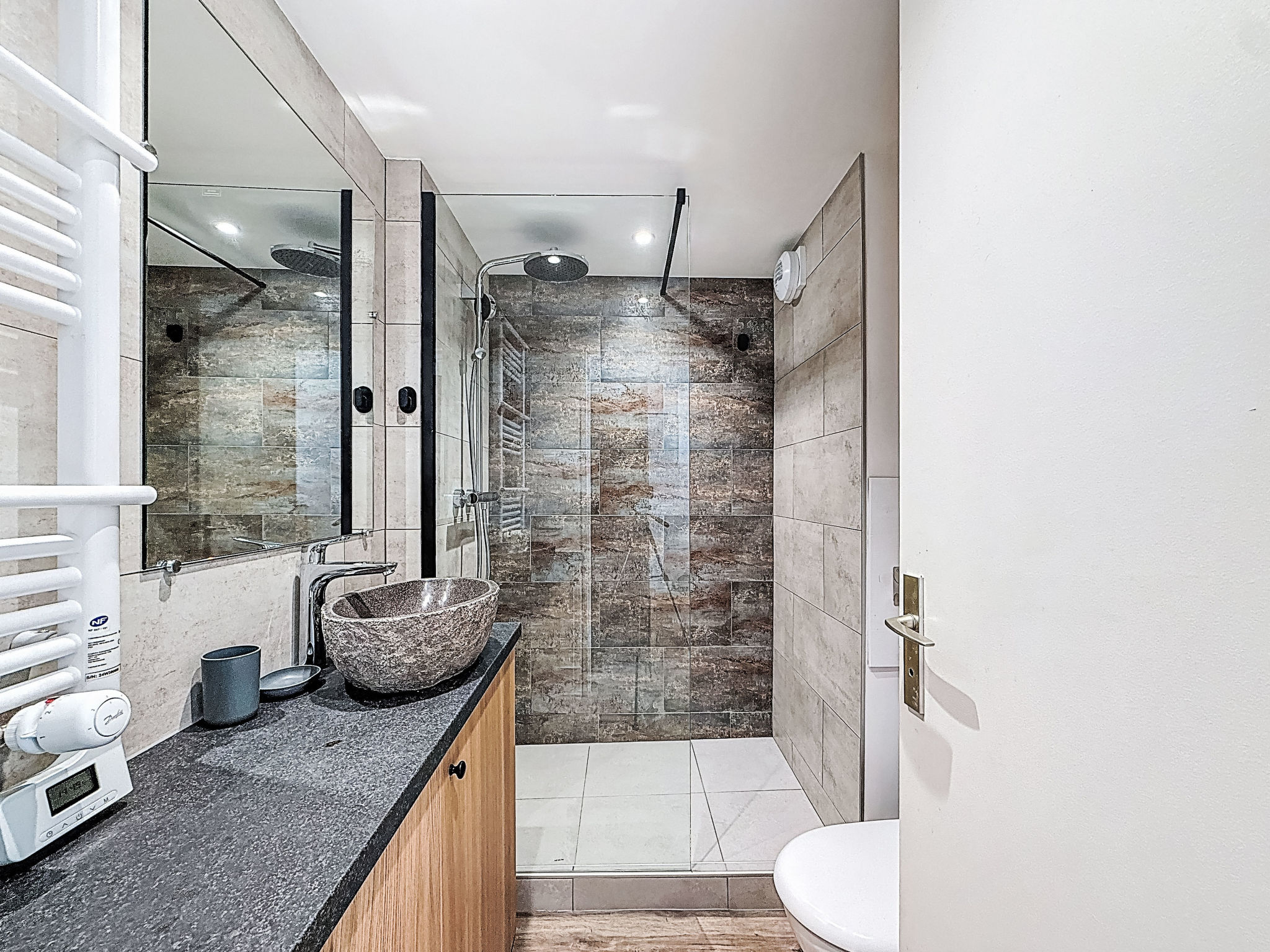 Les Genepis (Val Claret)-Binnen