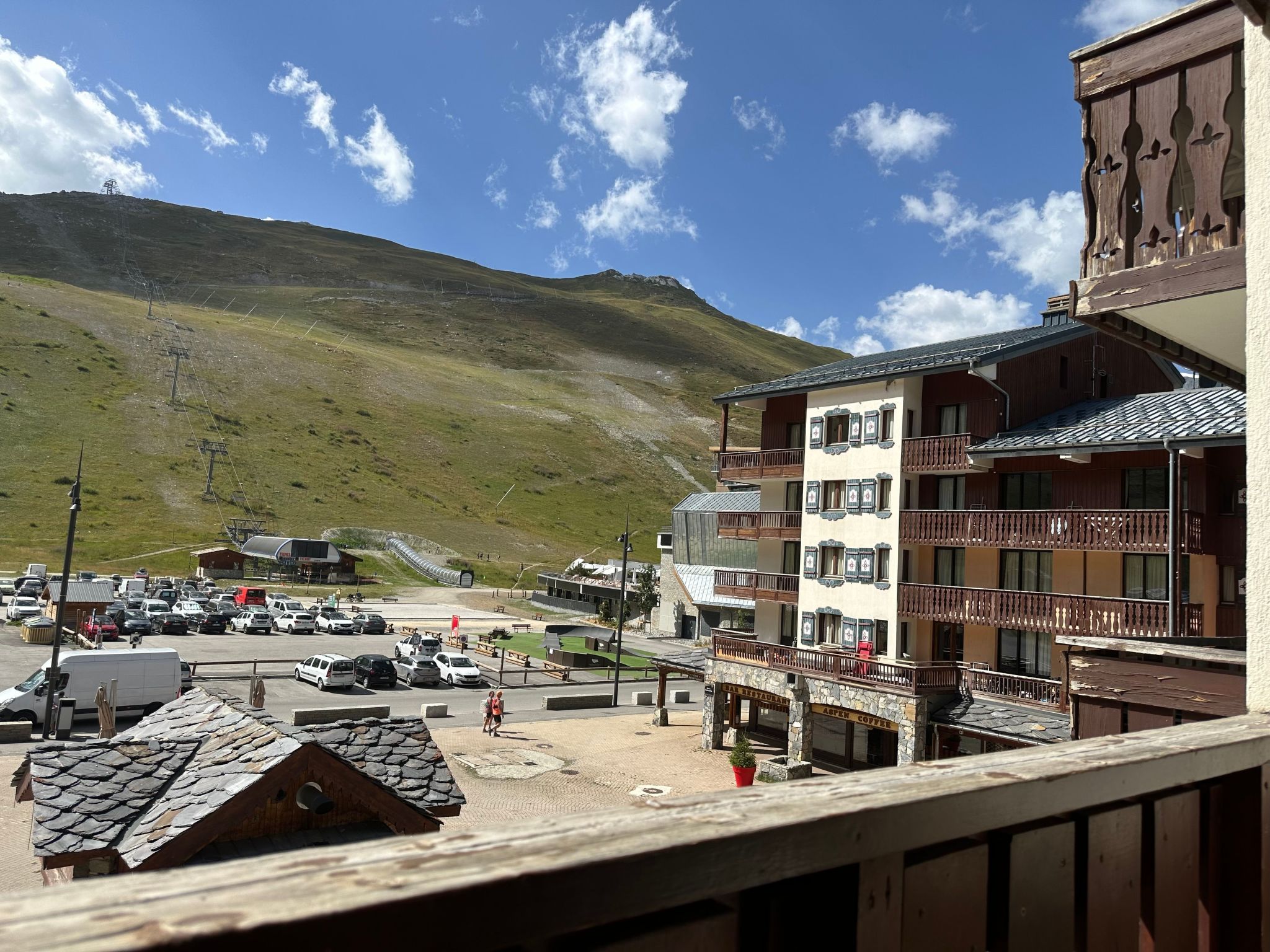 Photo of mit Balkon, im Skigebiet von Killy