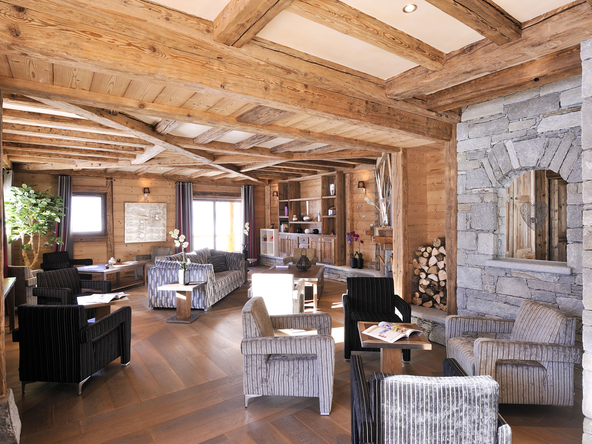 Photo of Le Jhana 4*