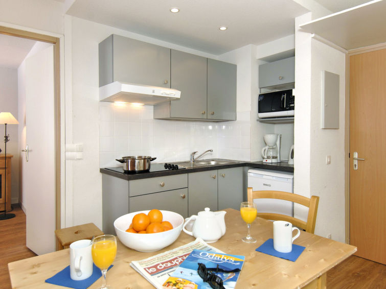 Search and Stay destination Tignes, Auvergne-Rhône-Alpes - France from AU$ 238. Le Rond Point des Pistes (TIG352)
