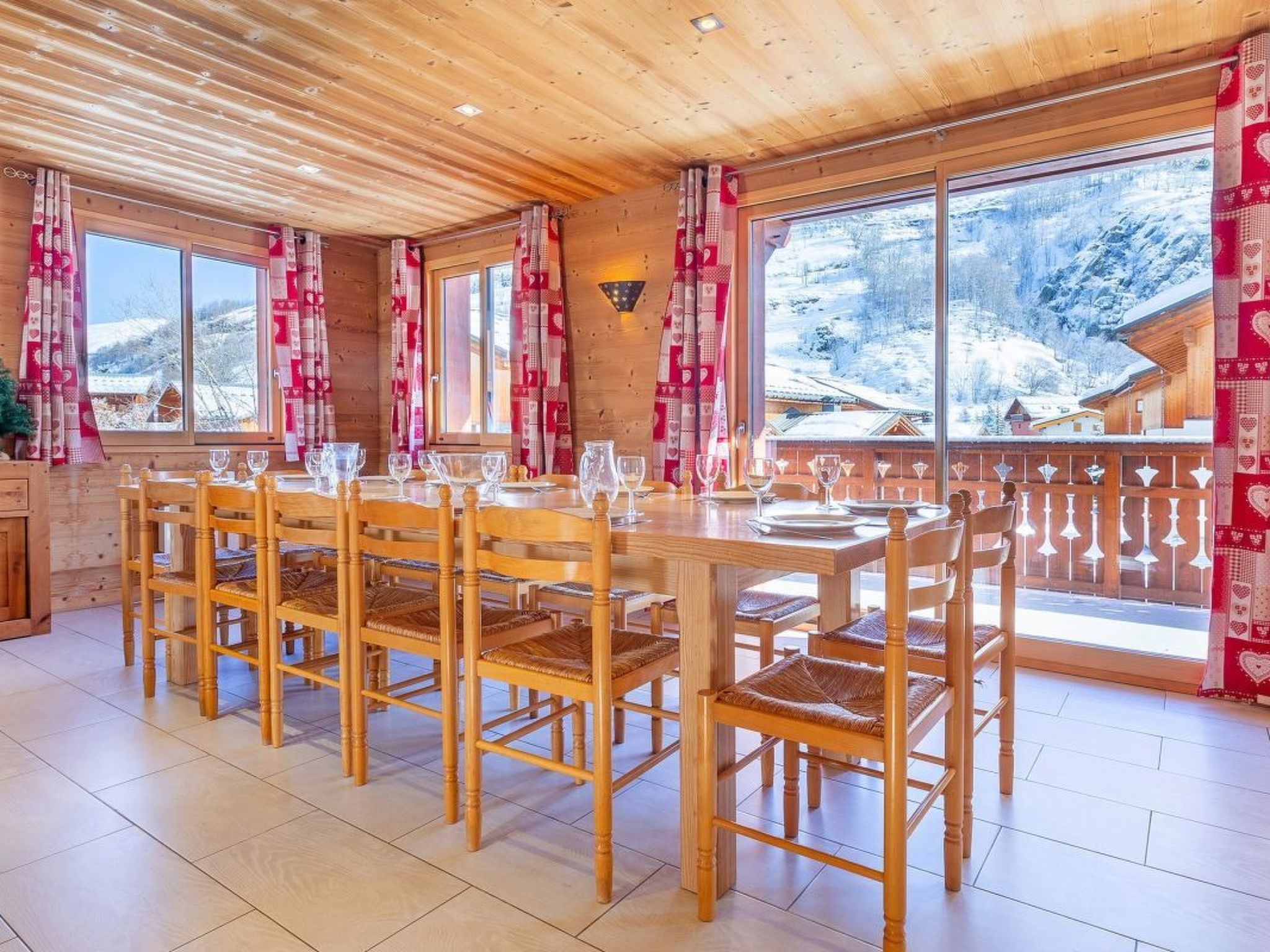 Chalet Perle des Trois Vallees - Binnen