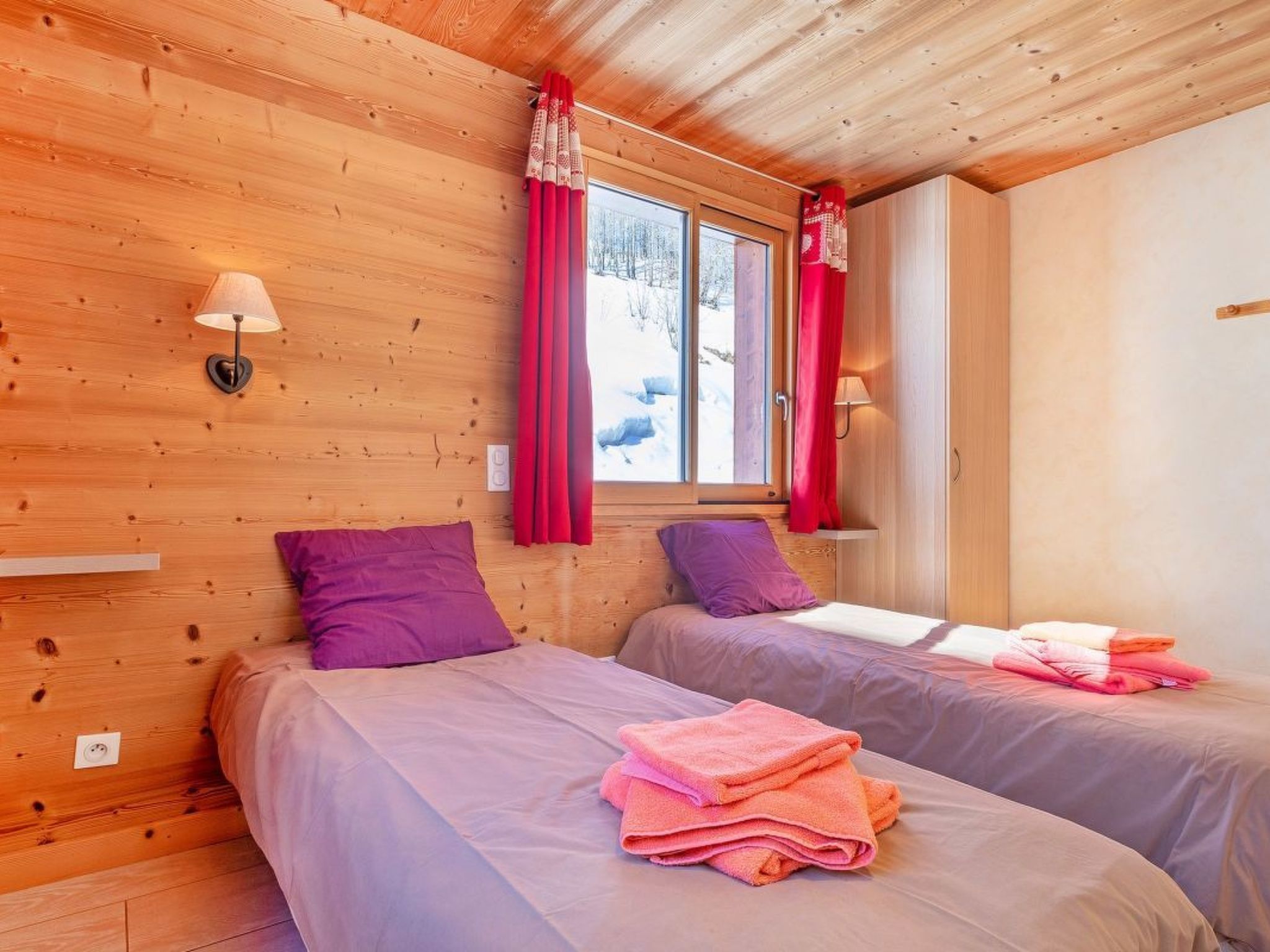Chalet Perle des Trois Vallees - Binnen