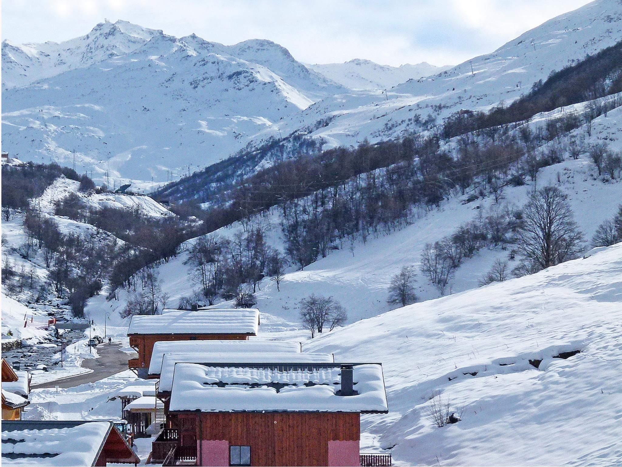 Chalet Perle des Trois Vallees - Buiten