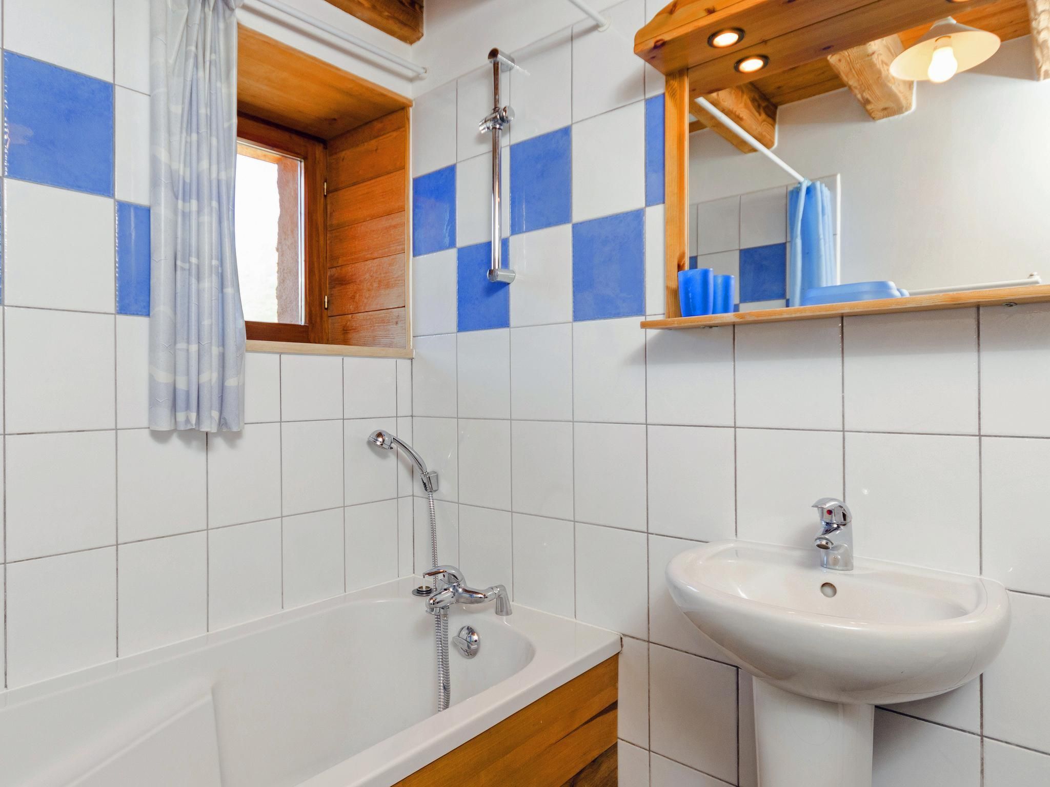 Chalet Levassaix - Binnen