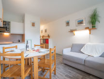 Asters 722 B2: Knus appartement direct aan de piste in Les Menuires - thumbnail 1