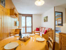 Astragale 412 A: knusse studio direct aan de piste in Les Menuires - thumbnail 1