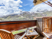 Direct aan de piste: ruim 8-persoons appartement in Les Menuires - thumbnail 6