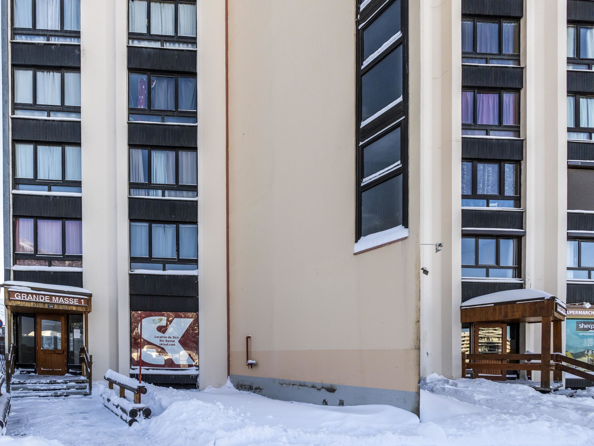 Photo of 808 Grande Masse