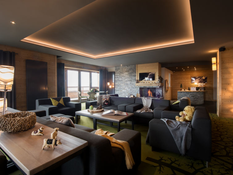 Search and Stay destination Les Belleville, Auvergne-Rhône-Alpes - France from AU$ 278. CGH Rés&Spa Chalets du Soleil MEN752(A)