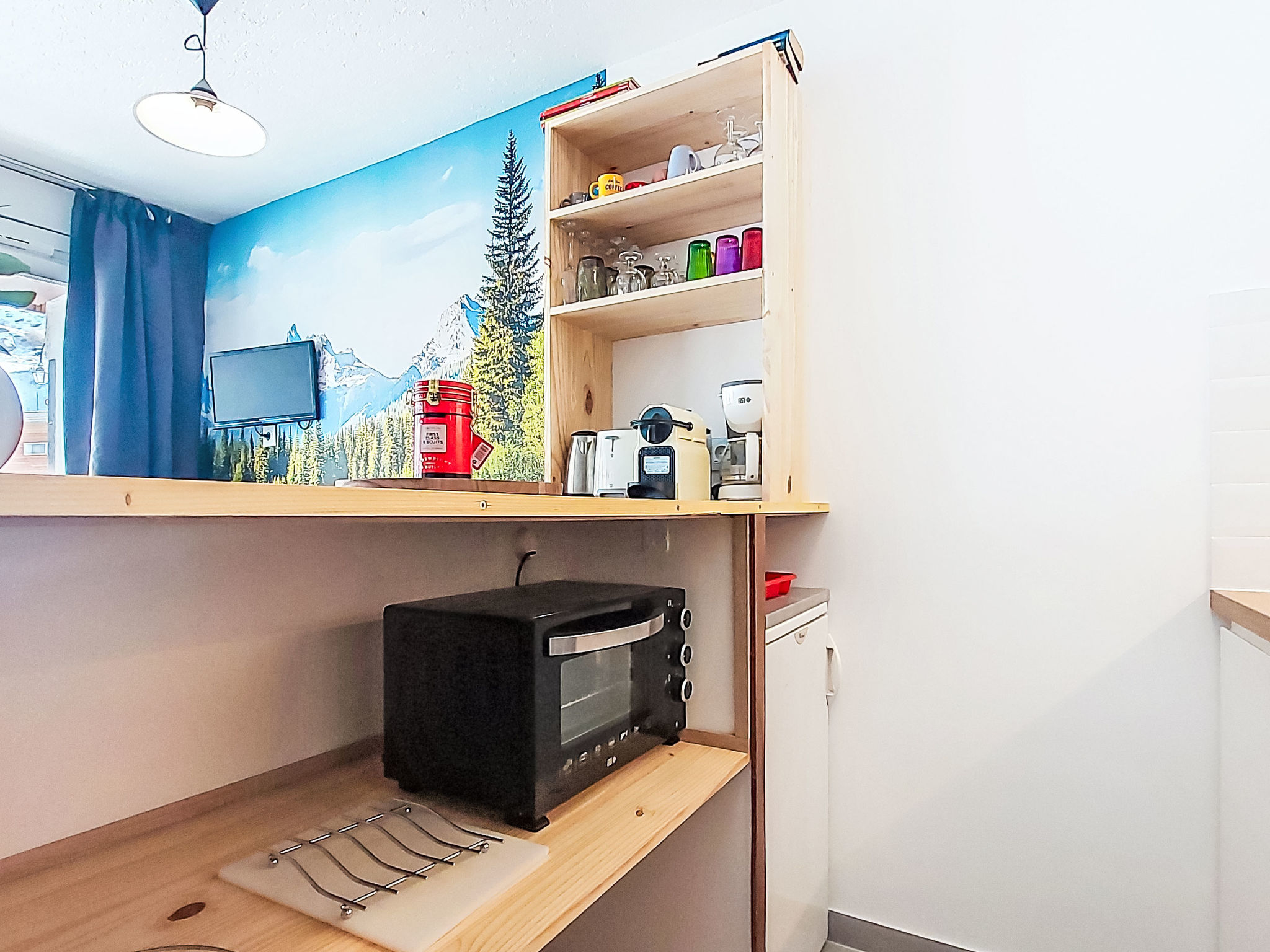 Appartement Névés 150 – Cuisine et coin repas, photo 8 sur 32