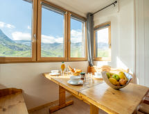 Arcelle 505: Ski-in, ski-out appartement voor 4 in het hart van Val Thorens - thumbnail 1