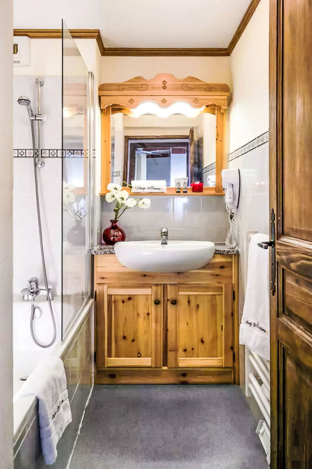 Photo of Village Montana