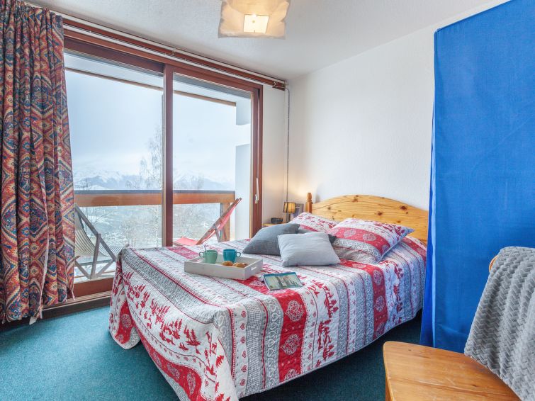 Search and Stay destination Villarembert, Auvergne-Rhône-Alpes - France from AU$ 161. Soyouz Vanguard