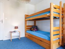 Authentiek appartement direct aan de piste in Le Corbier - thumbnail 4