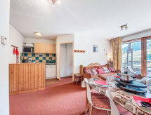 Appartement 6p direct aan de piste in Le Corbier met verwarmd zwembad - thumbnail 1