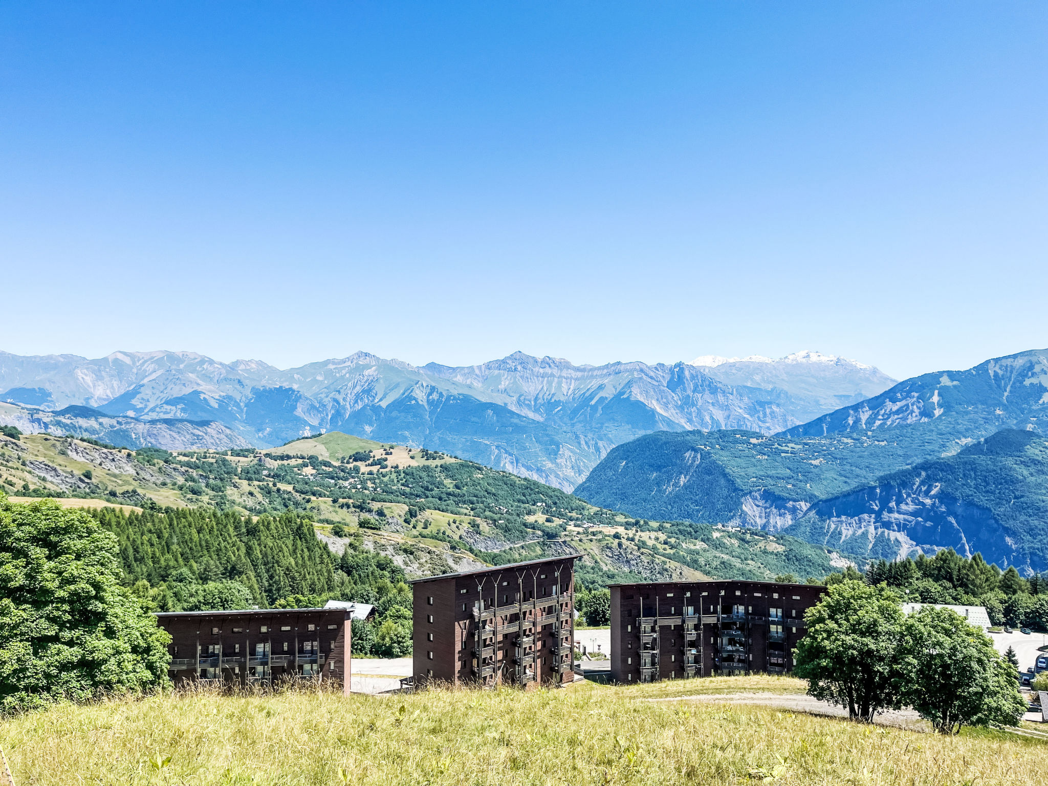 Les Pistes-Outside