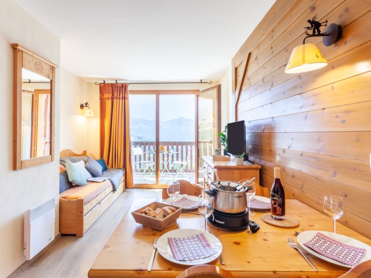 Appartement in Le Corbier op 700 m van het centrum en aan de piste in Le Corbier