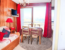 Knusse studio op 50 meter van de piste in La Toussuire - thumbnail 1