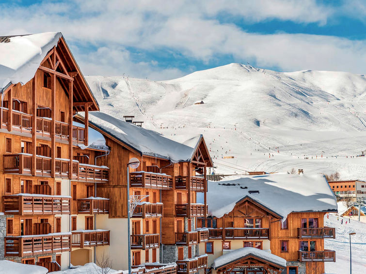 Verwarmd zwembad en sauna bij appartement in centrum La Toussuire in La Toussuire