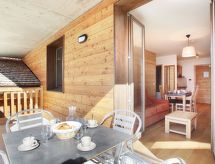 Op 800m van centrum La Clusaz: appartement aan de piste met zwembad - thumbnail 5