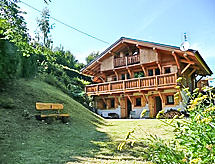 Chalet du Bulle: Vrijstaand met tuin, vlakbij skipistes & meer in Saint-Gervais - thumbnail 1