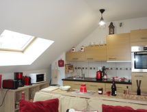 Rustiek appartement in Saint Gervais, vlakbij skipiste en op 300m van het meer - thumbnail 2