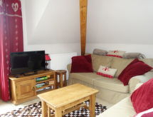 Rustiek appartement in Saint Gervais, vlakbij skipiste en op 300m van het meer - thumbnail 3