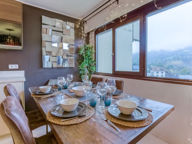 Search and Stay destination Saint-Gervais-les-Bains, Auvergne-Rhône-Alpes - France from AU$ 344. Fleurs des Alpes